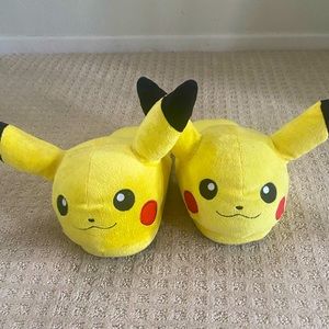 Pikachu / Pokemon Slippers